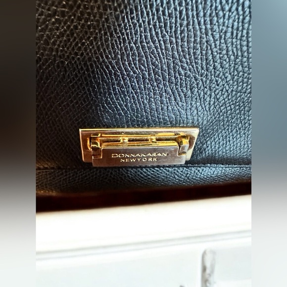 Black pebbled leather Donna Karan clutch/wallet - Picture 2 of 12